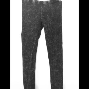 Acid wash leggings
